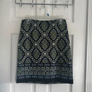 Talbots Patterned Skirt (size 6P)